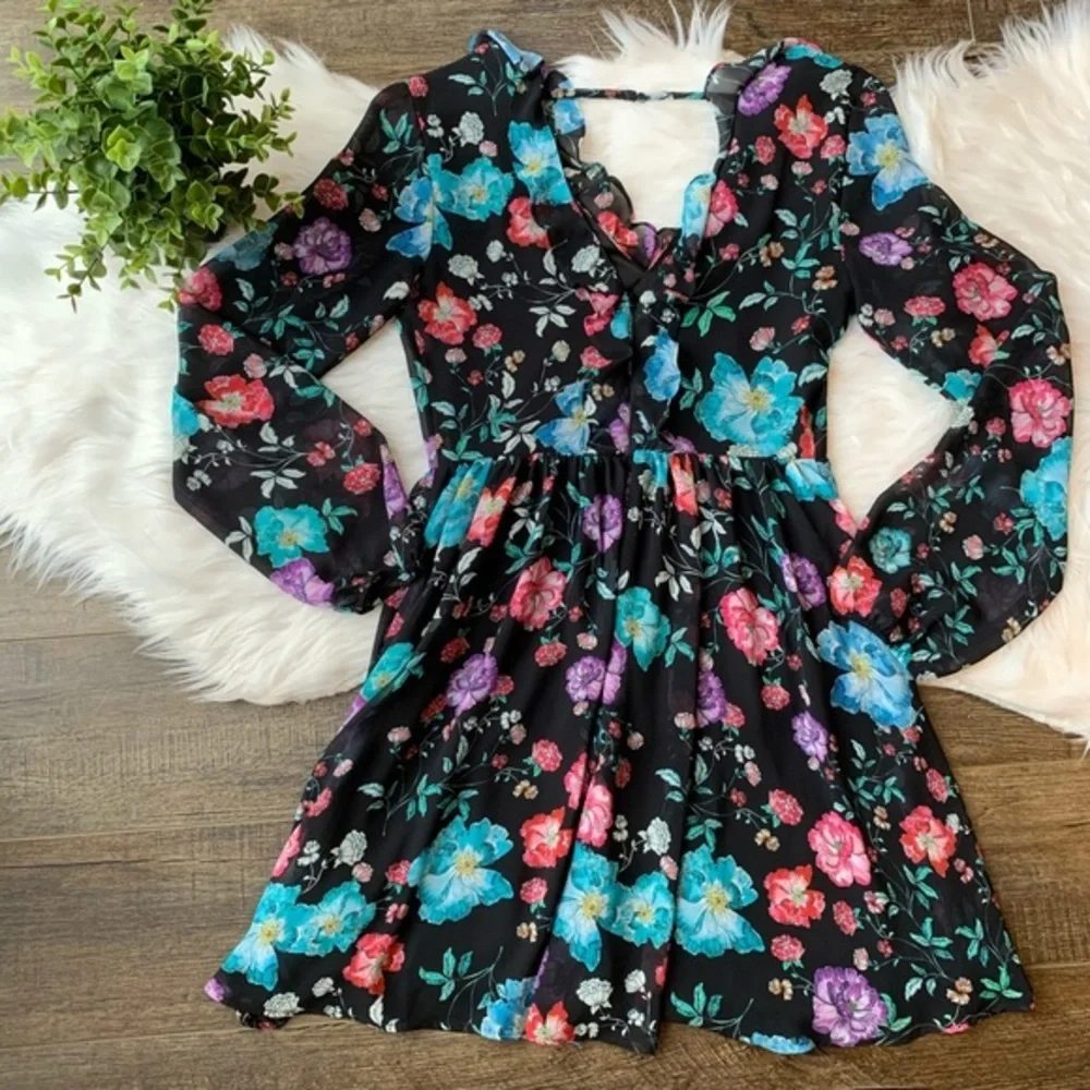 Express floral dress - Picture 6 of 7